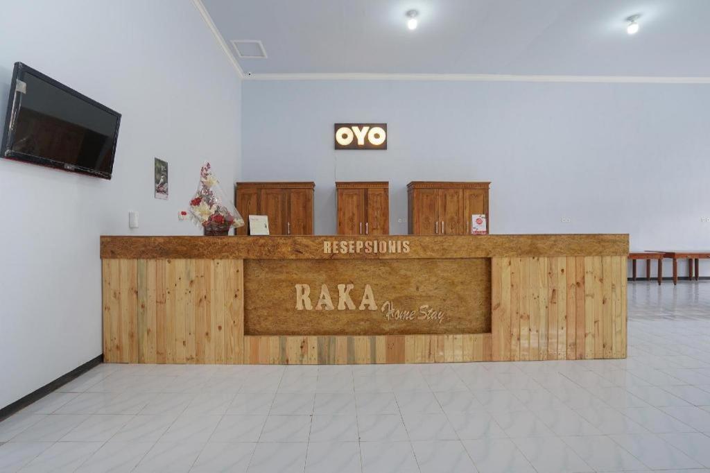 Oyo 477 Raka Residence Syariah Purwoharjo Banyuwangi Баньювангі Екстер'єр фото