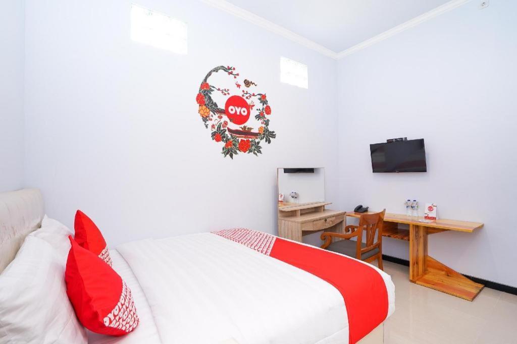 Oyo 477 Raka Residence Syariah Purwoharjo Banyuwangi Баньювангі Екстер'єр фото