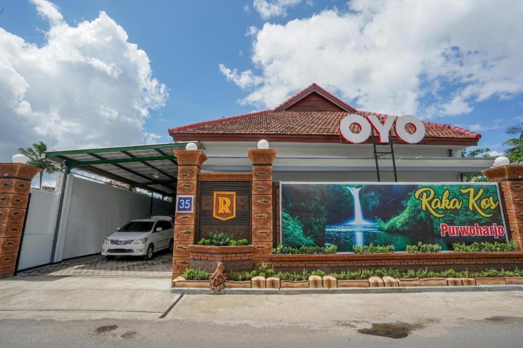 Oyo 477 Raka Residence Syariah Purwoharjo Banyuwangi Баньювангі Екстер'єр фото